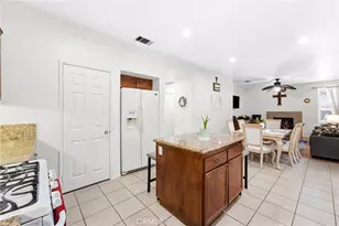 2822 Parksquare, Pomona, CA 91767 - Photo 9