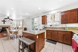 2822 Parksquare, Pomona, CA 91767 - Photo 7