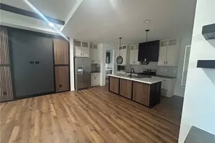 300 N Rampart, Orange, CA 92868 - Photo 3