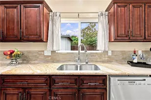 613 N Raitt St, Santa Ana, CA 92703 - Photo 17