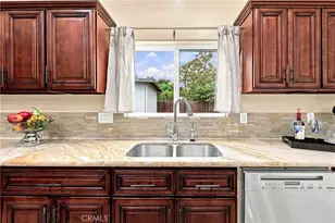 613 N Raitt St, Santa Ana, CA 92703 - Photo 19