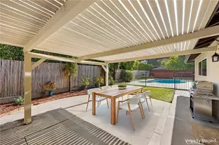 369 San Juan Way, La Canada Flintridge, CA 91011 - Photo 23