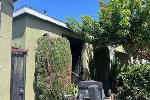 1202 W 90th, Los Angeles, CA 90044 - Photo 5