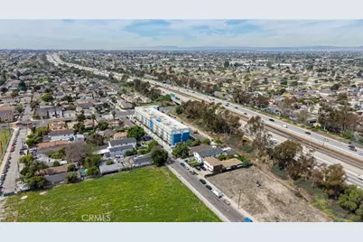 1645 E 117th Street, Los Angeles, CA 90059 - Photo 5