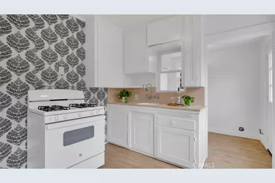 207 W Buffalo Avenue, Santa Ana, CA 92706 - Photo 17