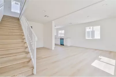 1043 W 151st Street, Compton, CA 90220 - Photo 15