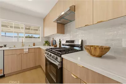 3186 E Radcliffe, Anaheim, CA 92806 - Photo 13