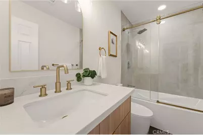 3186 E Radcliffe, Anaheim, CA 92806 - Photo 25