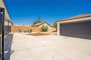 8712 S 11th Ave, Inglewood, CA 90305 - Photo 31