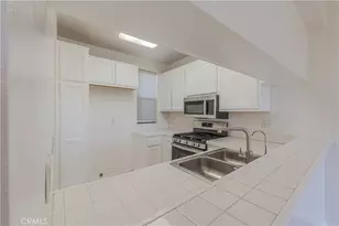 555 Maine Ave, Long Beach, CA 90802 - Photo 11