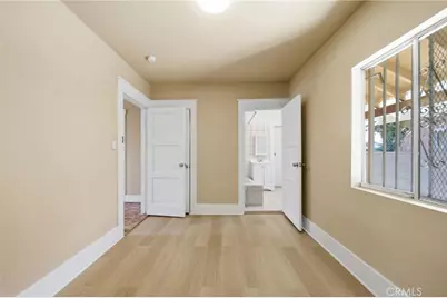 242 W 88th, Los Angeles, CA 90003 - Photo 15