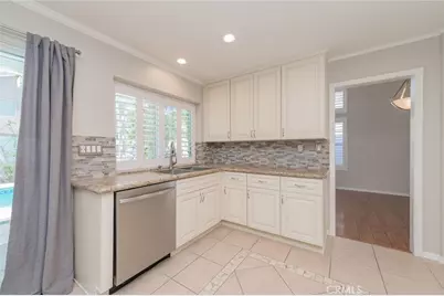 3420 New York, Corona, CA 92882 - Photo 17