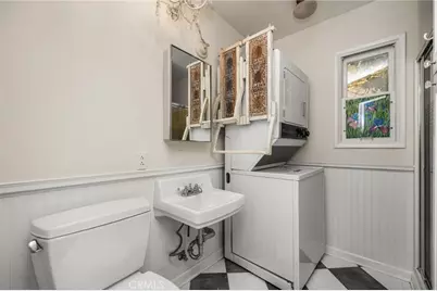 349 N Pine, Orange, CA 92866 - Photo 17