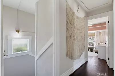 551 W 8th Street, Long Beach, CA 90813 - Photo 35