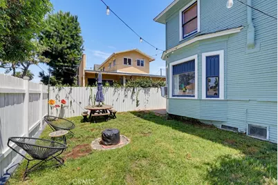 551 W 8th Street, Long Beach, CA 90813 - Photo 47