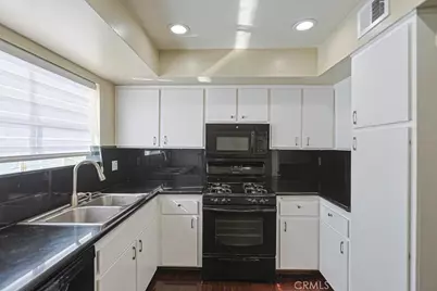 15405 Van Buren Street #6, Midway City, CA 92655 - Photo 9