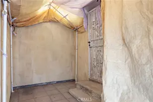 1374 E Vernon, Los Angeles, CA 90011 - Photo 33