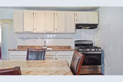 1374 E Vernon, Los Angeles, CA 90011 - Photo 15