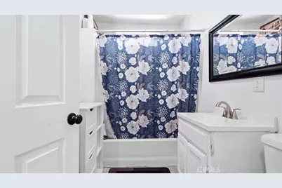 1374 E Vernon, Los Angeles, CA 90011 - Photo 17