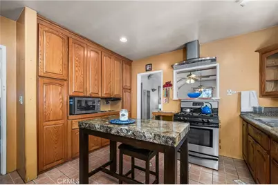6771 California, Long Beach, CA 90805 - Photo 9