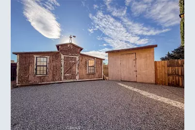 10011 Solano, Victorville, CA 92392 - Photo 57
