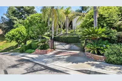 640 S Aberdeen, Anaheim, CA 92807 - Photo 19