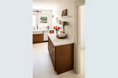460 S Pixley, Orange, CA 92868 - Photo 17