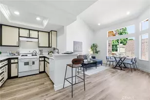 51 Abrazo Aisle, Irvine, CA 92614 - Photo 11