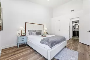 51 Abrazo Aisle, Irvine, CA 92614 - Photo 15