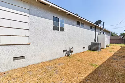 5876 Denmead, Lakewood, CA 90713 - Photo 43