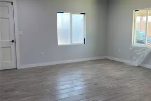 1013 Delfino, Bakersfield, CA 93304 - Photo 9