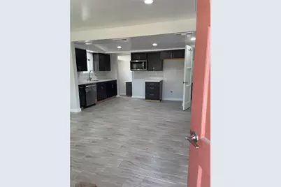 1013 Delfino, Bakersfield, CA 93304 - Photo 5