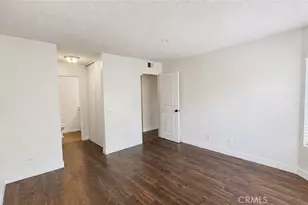 3038 Cheryllyn Ln, Anaheim, CA 92804 - Photo 5