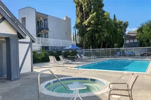 3038 Cheryllyn Ln, Anaheim, CA 92804 - Photo 9