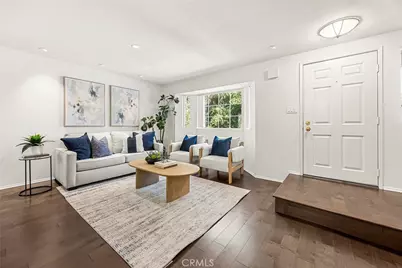 246 Alpine St #9, Pasadena, CA 91106 - Photo 3
