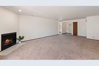 18435 Hinton, Hesperia, CA 92345 - Photo 7