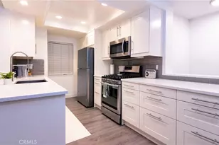 25173 Oak Canyon, Lake Forest, CA 92630 - Photo 7