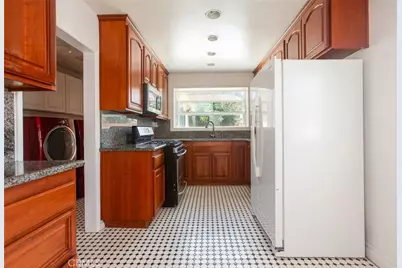 9002 Amsdell Avenue, Whittier, CA 90605 - Photo 9