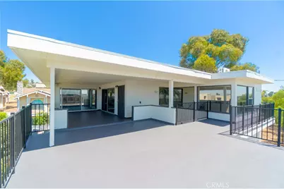 2699 E 20th, Signal Hill, CA 90755 - Photo 5