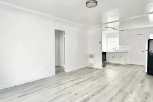 517 W 42nd, Los Angeles, CA 90037 - Photo 11