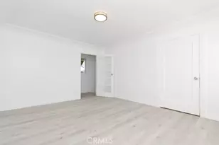 517 W 42nd, Los Angeles, CA 90037 - Photo 11