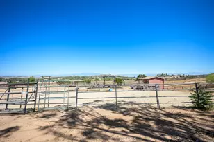 19217 Idaleona, Perris, CA 92570 - Photo 29