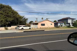 13704 Clark, Bellflower, CA 90706 - Photo 3