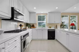 56 Glenalmond, Ladera Ranch, CA 92694 - Photo 11