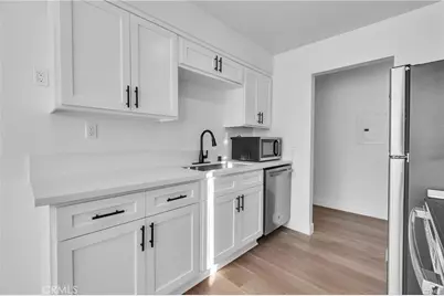 625 Orizaba, Long Beach, CA 90814 - Photo 43