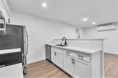 625 Orizaba, Long Beach, CA 90814 - Photo 29