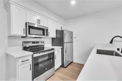 625 Orizaba, Long Beach, CA 90814 - Photo 33