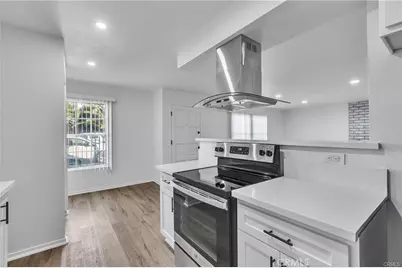 625 Orizaba, Long Beach, CA 90814 - Photo 17