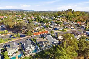23001 Via Santa Maria, Mission Viejo, CA 92691 - Photo 35