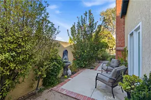 23001 Via Santa Maria, Mission Viejo, CA 92691 - Photo 27